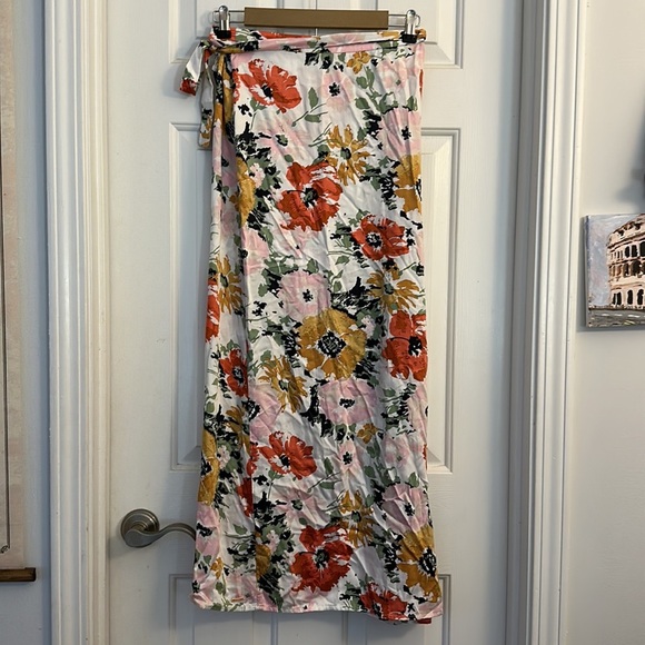 VOLCOM Women's Surfbird Skirt floral genuine wrap skirt 100% modal XS - Picture 5 of 6